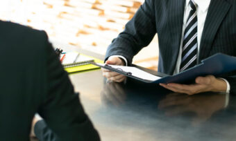 労働契約申込みみなし制度とは？派遣先企業への影響や注意点を解説